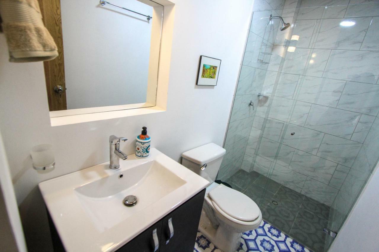 Casa Tuvia Hotel Меделин Екстериор снимка